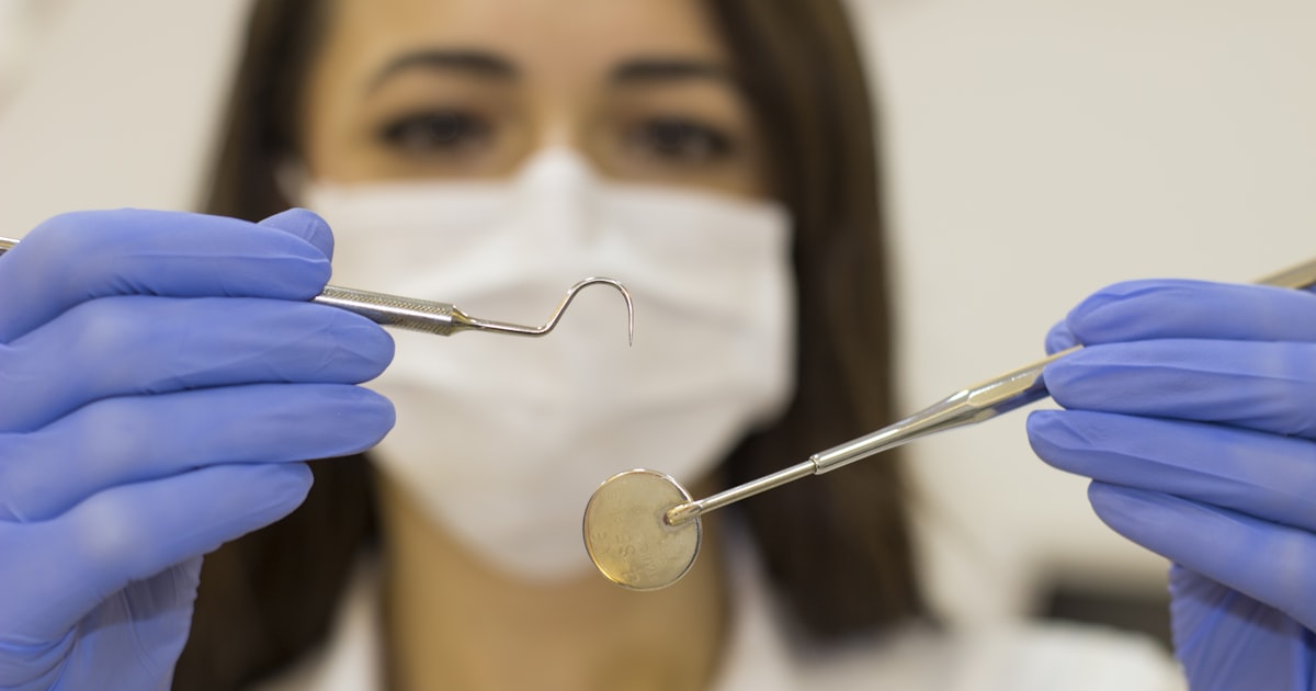 Carga Imediata no Implante Dentário: Vantagens e Quando Indicar